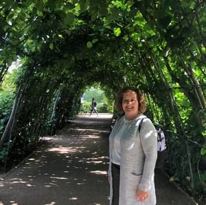 Meet your Posher, Edel